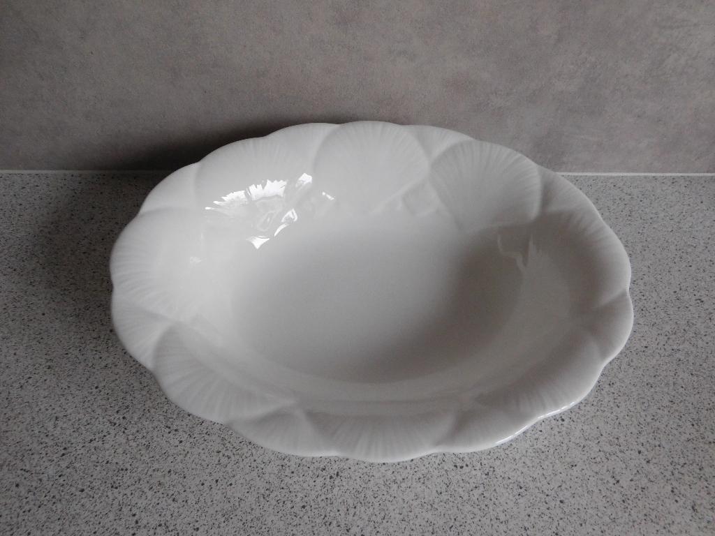 Schaal 25x20x6 cm. Ovaal Schelpen Oceanside Wedgwood, Ophalen of Verzenden, Wedgwood, Porselein, Schaal of Schalen