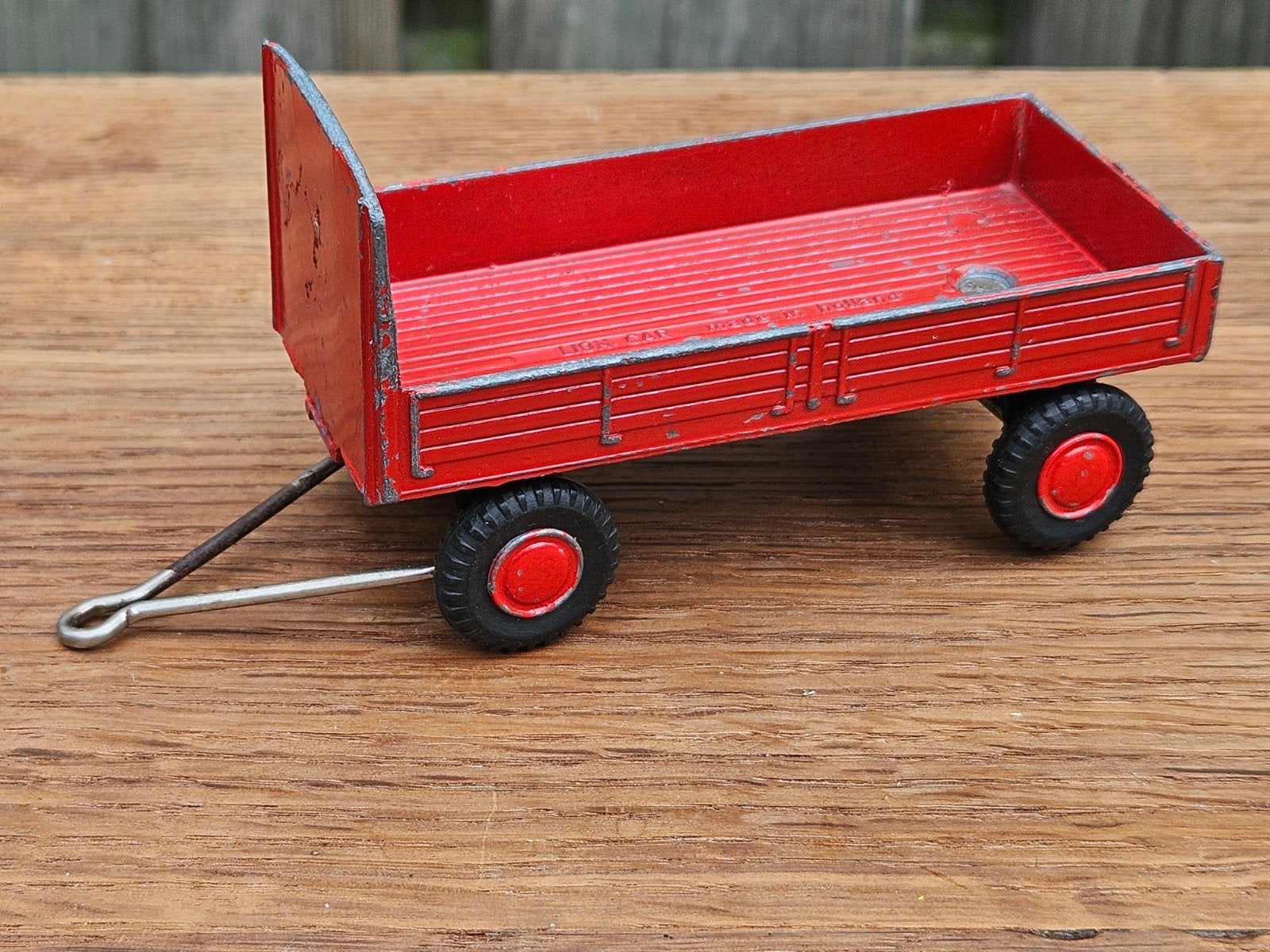 Lion Car Daf Aanhanger met Kopschot Rood - Schaal 1:50, Ophalen of Verzenden, Gebruikt, Bus of Vrachtwagen, Lion Toys