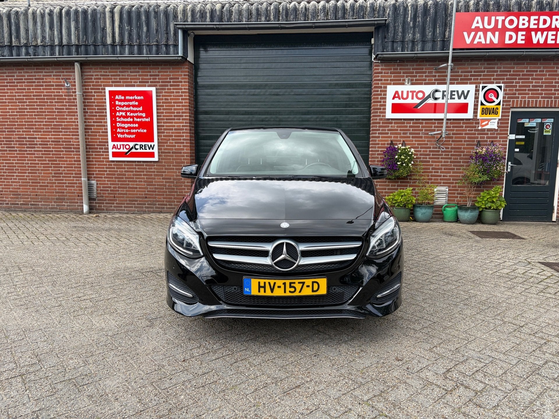 Mercedes-Benz B-klasse 180 Ambition Xenon Cruise Navi Trekha, 1325 kg, 4 cilinders, Leder en Stof, MPV