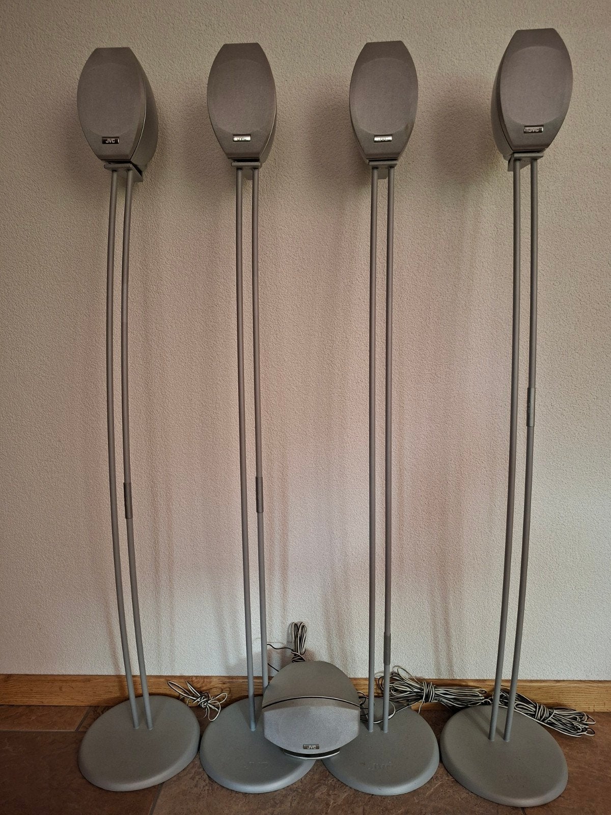 JVC Surroundspeakerset met 4 vloerstaande luidsprekers en ce, Audio, Tv en Foto, Ophalen, Gebruikt, JVC, 60 tot 120 watt
