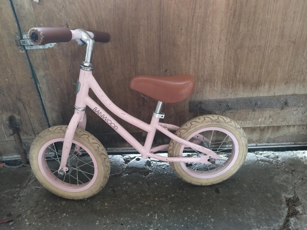 Banwood loopfiets roze, Fietsen en Brommers, Fietsen | Kinderfietsjes, Ophalen, Gebruikt, Minder dan 16 inch, Banwood