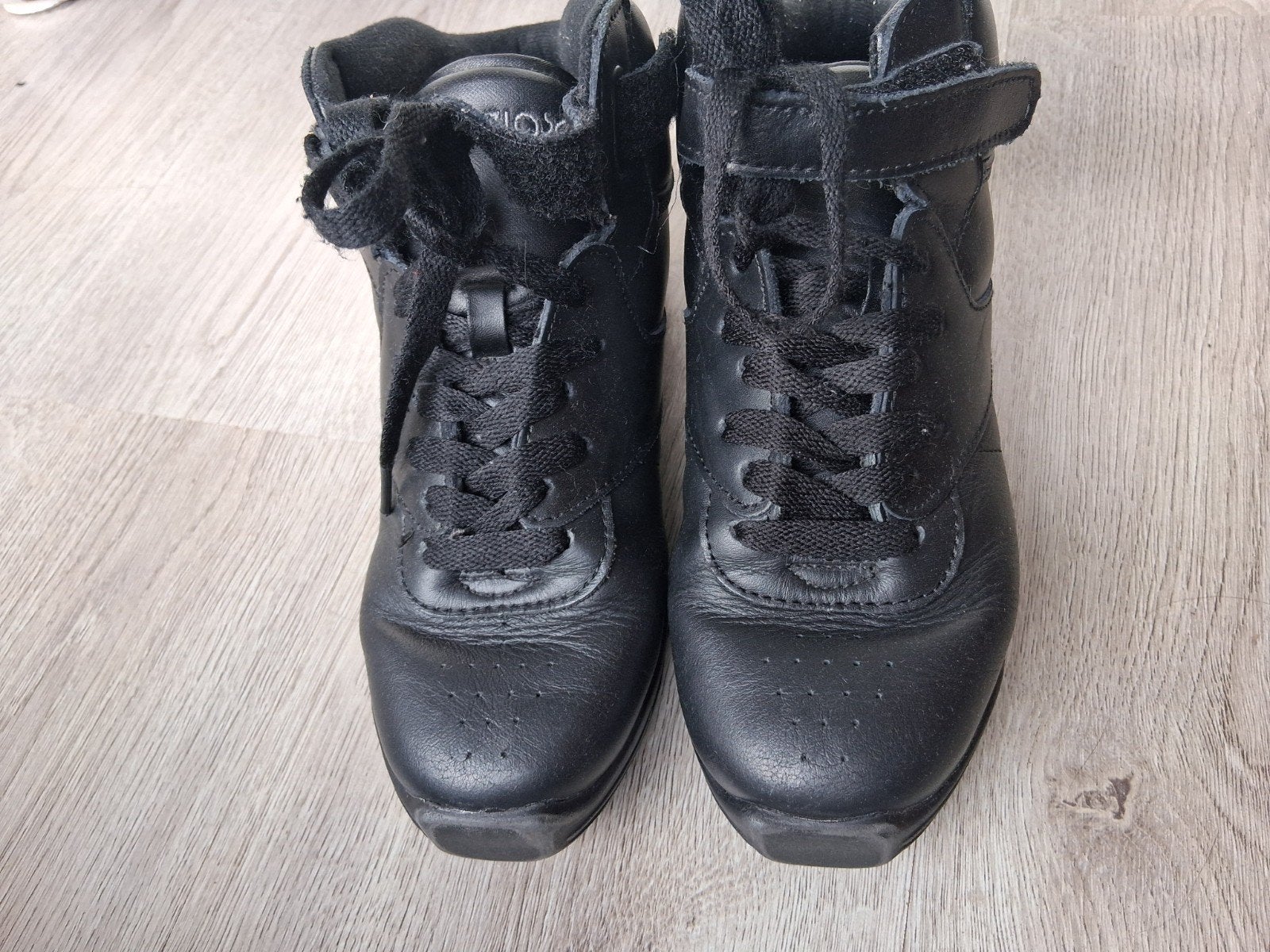 Dans schoenen Capeziox, Ophalen, Zo goed als nieuw, Schoenen