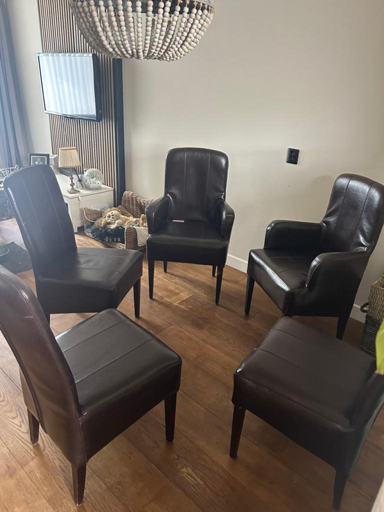 Leren stoelen, Huis en Inrichting, Complete inboedels, Ophalen