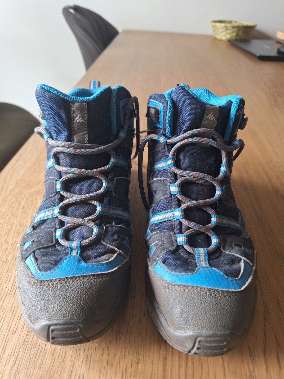 Wandelschoenen kind, Ophalen of Verzenden, Zo goed als nieuw, Schoenen