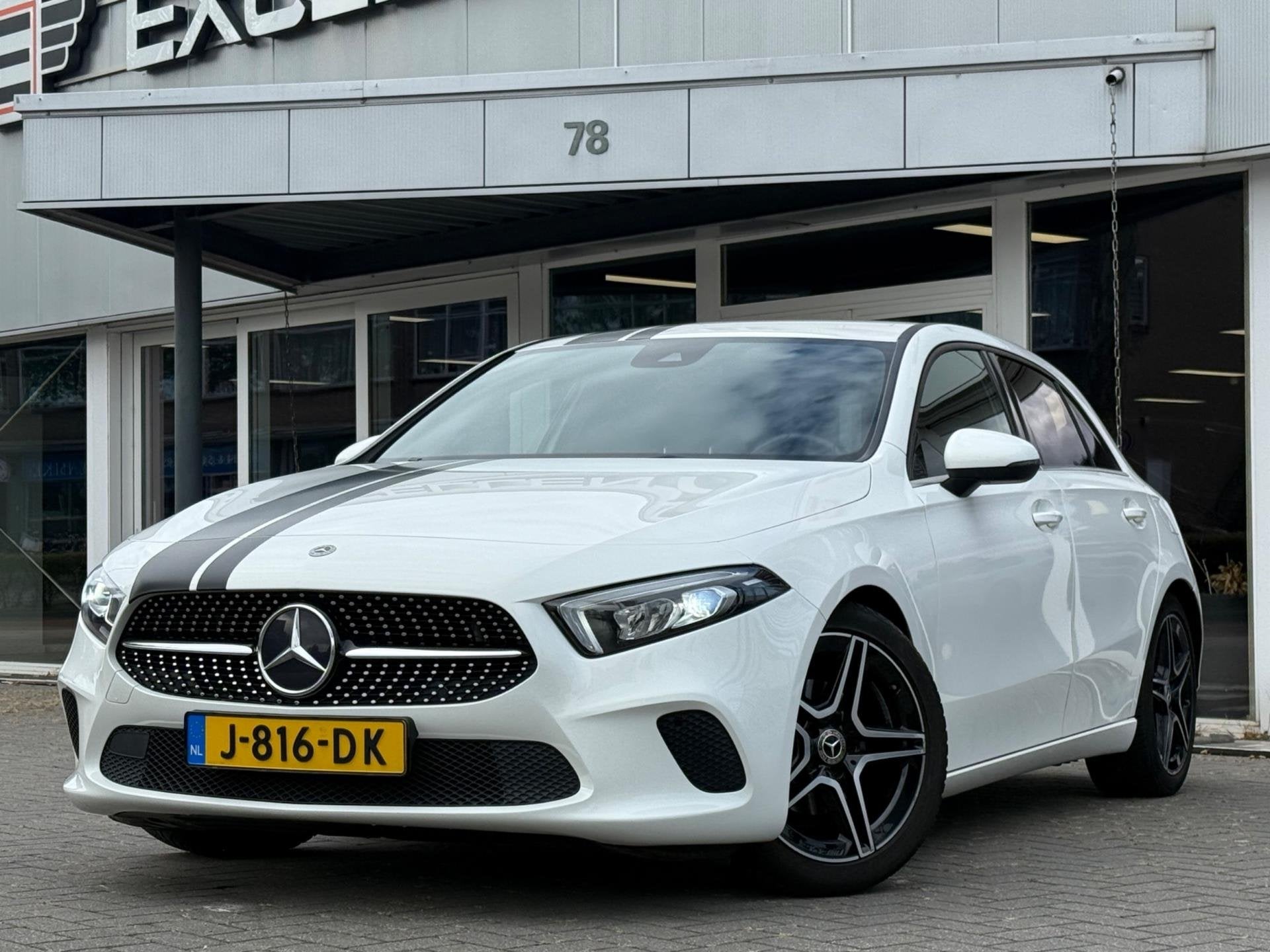 Mercedes-Benz A-klasse 160, Auto's, Voorwielaandrijving, Gebruikt, 4 cilinders, Leder en Stof