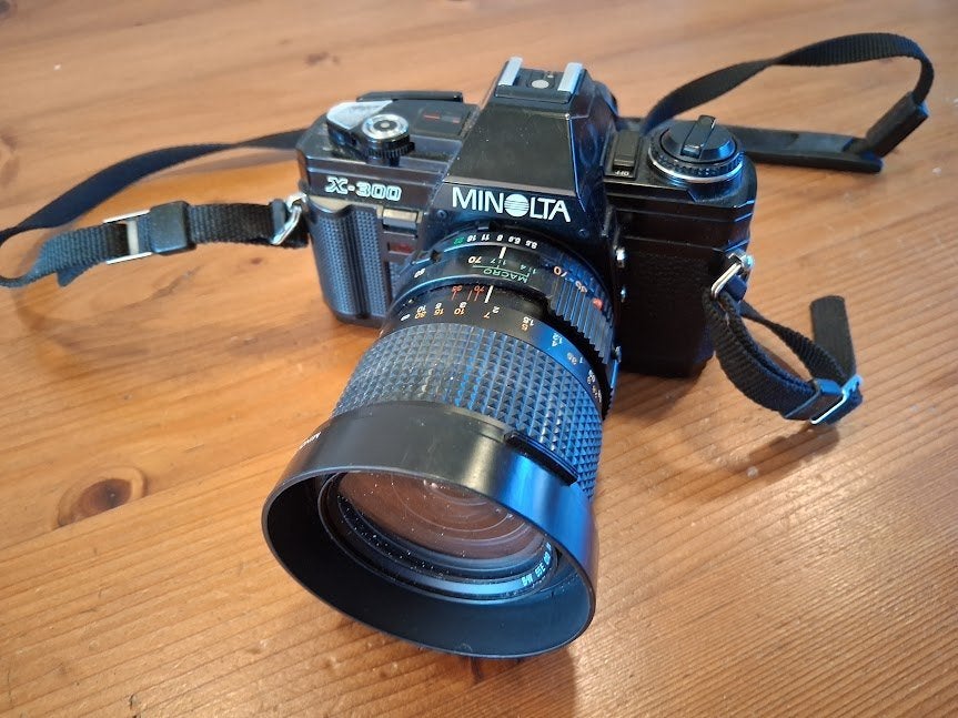 Minolta X300 analoge fotocamera, Audio, Tv en Foto, Fotocamera's Analoog, Ophalen of Verzenden, Gebruikt, Spiegelreflex, Minolta