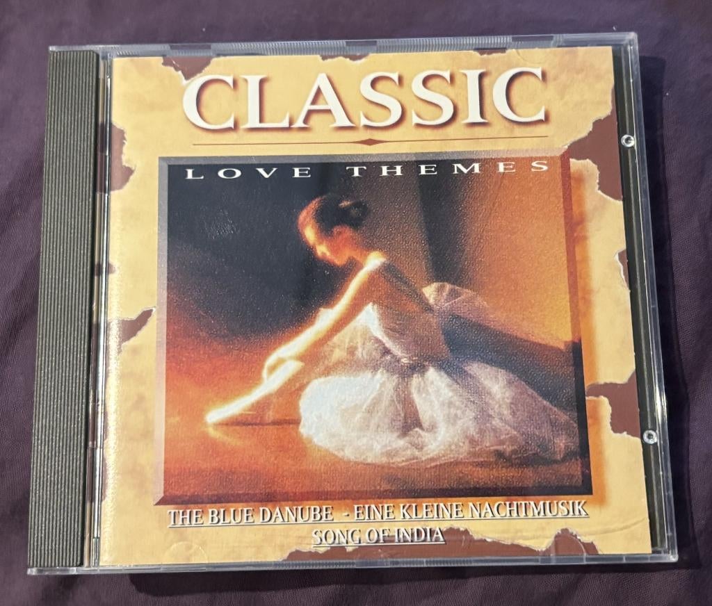 Classic love the mes (CD), Ophalen of Verzenden, Zo goed als nieuw