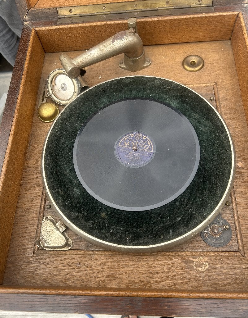antieke grammofoon in kast victrola jaren 20, Antiek en Kunst, Ophalen