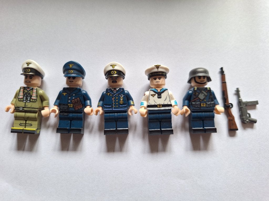 Lego ww2 duitse u-boot medewerkers kriegsmarine, Ophalen of Verzenden, Zo goed als nieuw, Overige merken