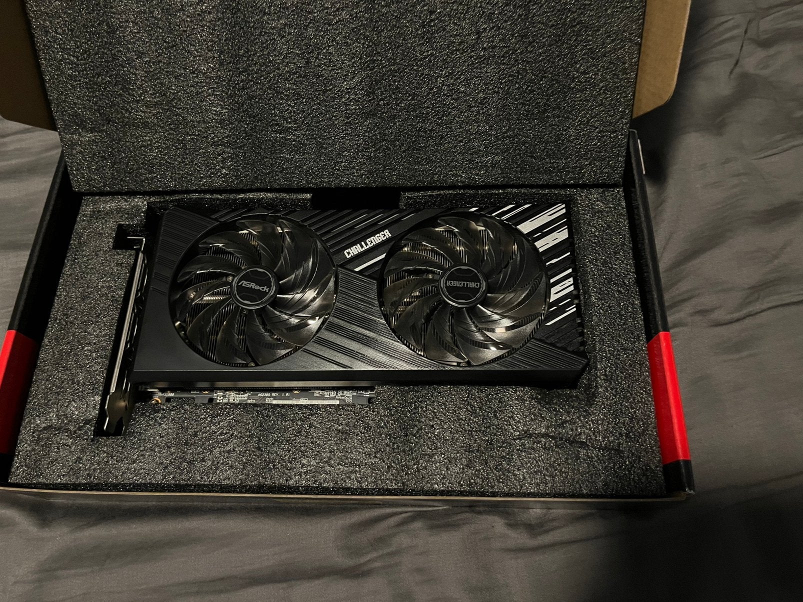 Asrock Challenger Radeon RX7600XT, Computers en Software, Ophalen, AMD, GDDR6, PCI-Express 4