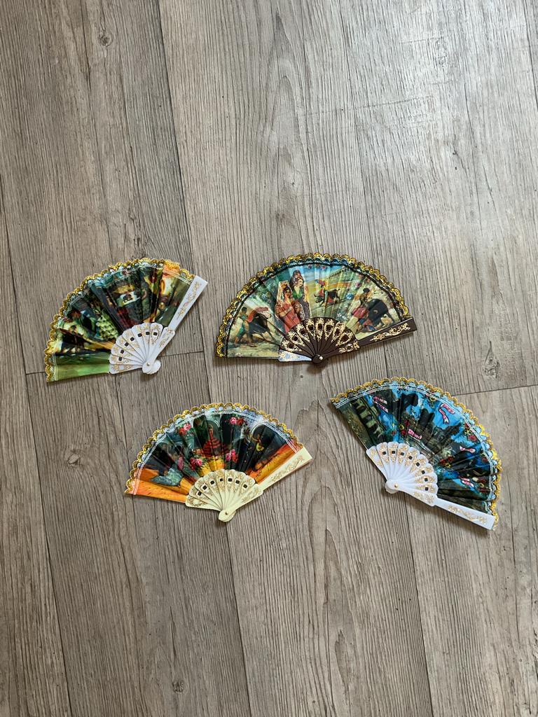 4 Spaanse mini waaiers - Decoratief en functioneel, Ophalen of Verzenden, Nieuw