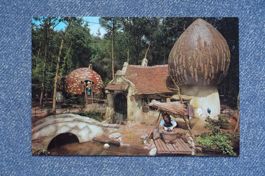Kaatsheuvel. Efteling Kabouterdorp, Ophalen of Verzenden, 1980 tot heden, Ongelopen, Noord-Brabant