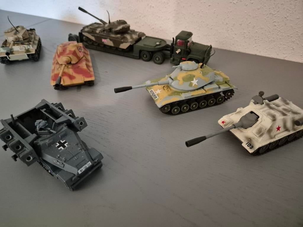 Corgi toys jaren 70 verzameling tanks, Verzamelen, Militaria | Tweede Wereldoorlog, Ophalen of Verzenden