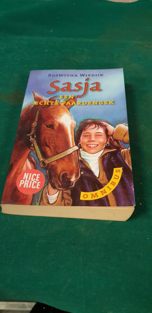 boek sasja een echte paardengek, Boeken, Ophalen of Verzenden