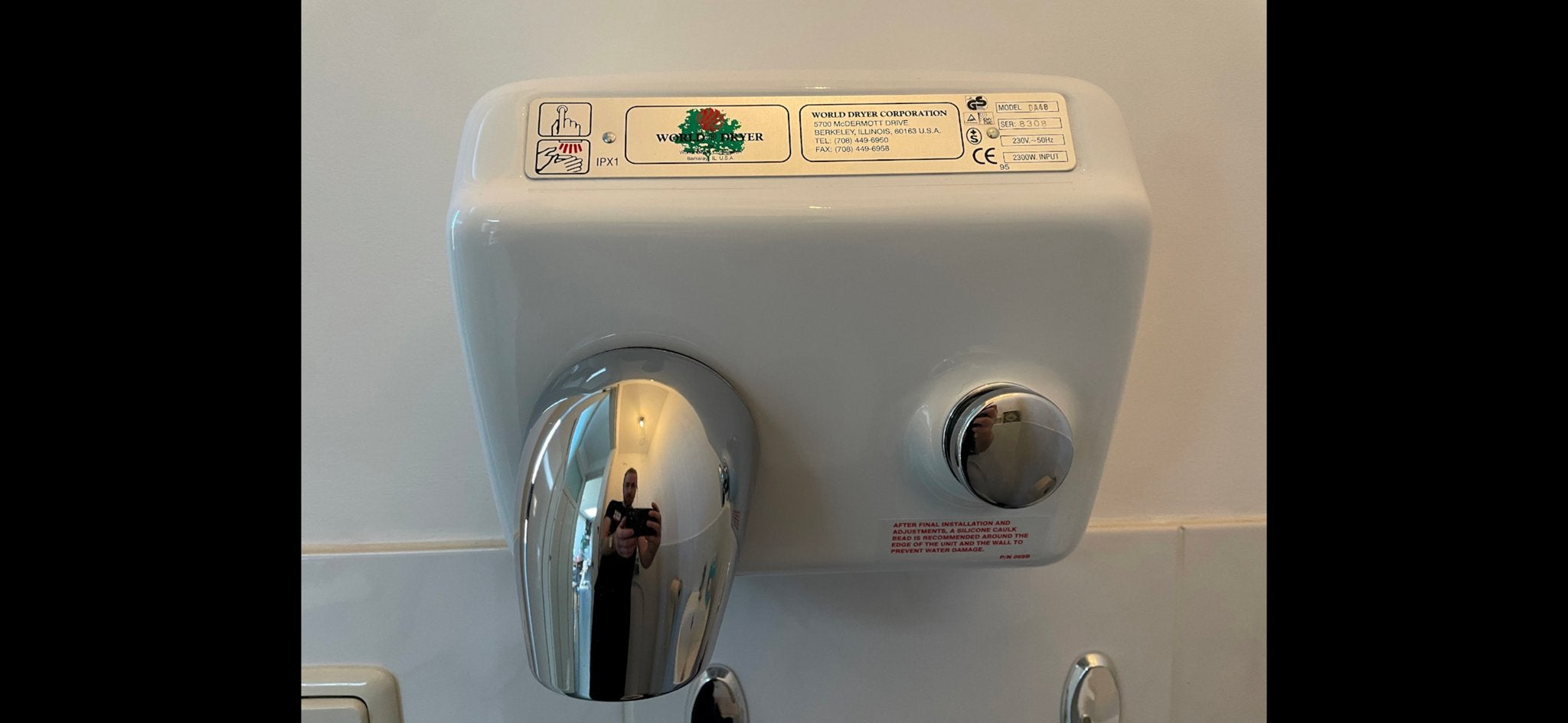 World Dryer Berkeley USA Handdroger 2300W DA48, Ophalen, Gebruikt