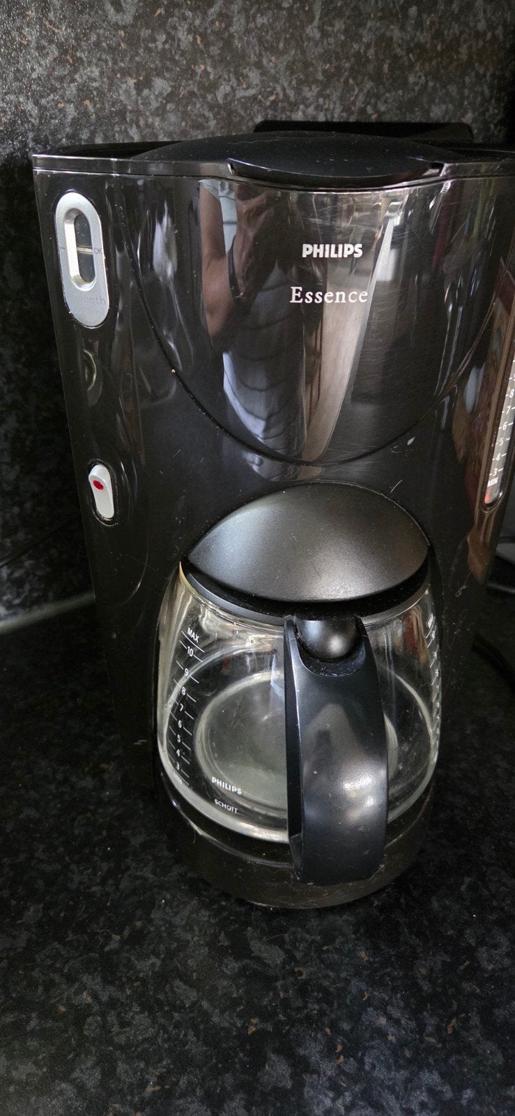 Philips Essence Koffiezetapparaat - Zwart, Ophalen, Gebruikt, 10 kopjes of meer, Koffiemachine