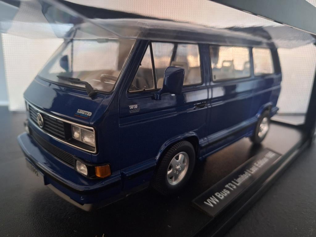 Volkswagen T3 Multivan 1992 Schaal 1:18, Hobby en Vrije tijd, Modelauto's | 1:18, Nieuw, Auto, Overige merken, Ophalen of Verzenden