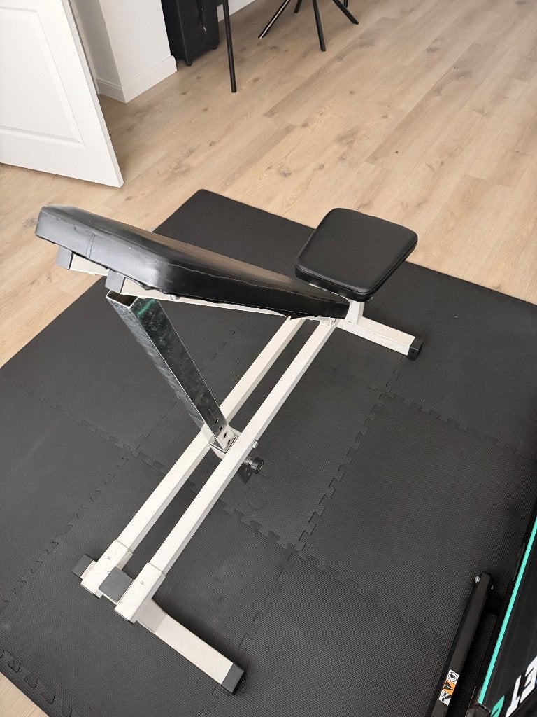 Verstelbare Fitnessbank, Sport en Fitness, Ophalen of Verzenden, Gebruikt, Armen, Fitnessbank