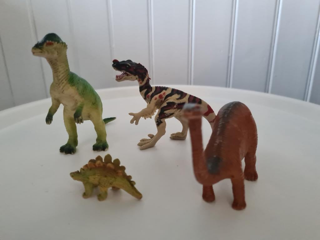 Dinosauriërs, Ophalen of Verzenden, Zo goed als nieuw, Overige soorten, Beeldje of Figuurtje