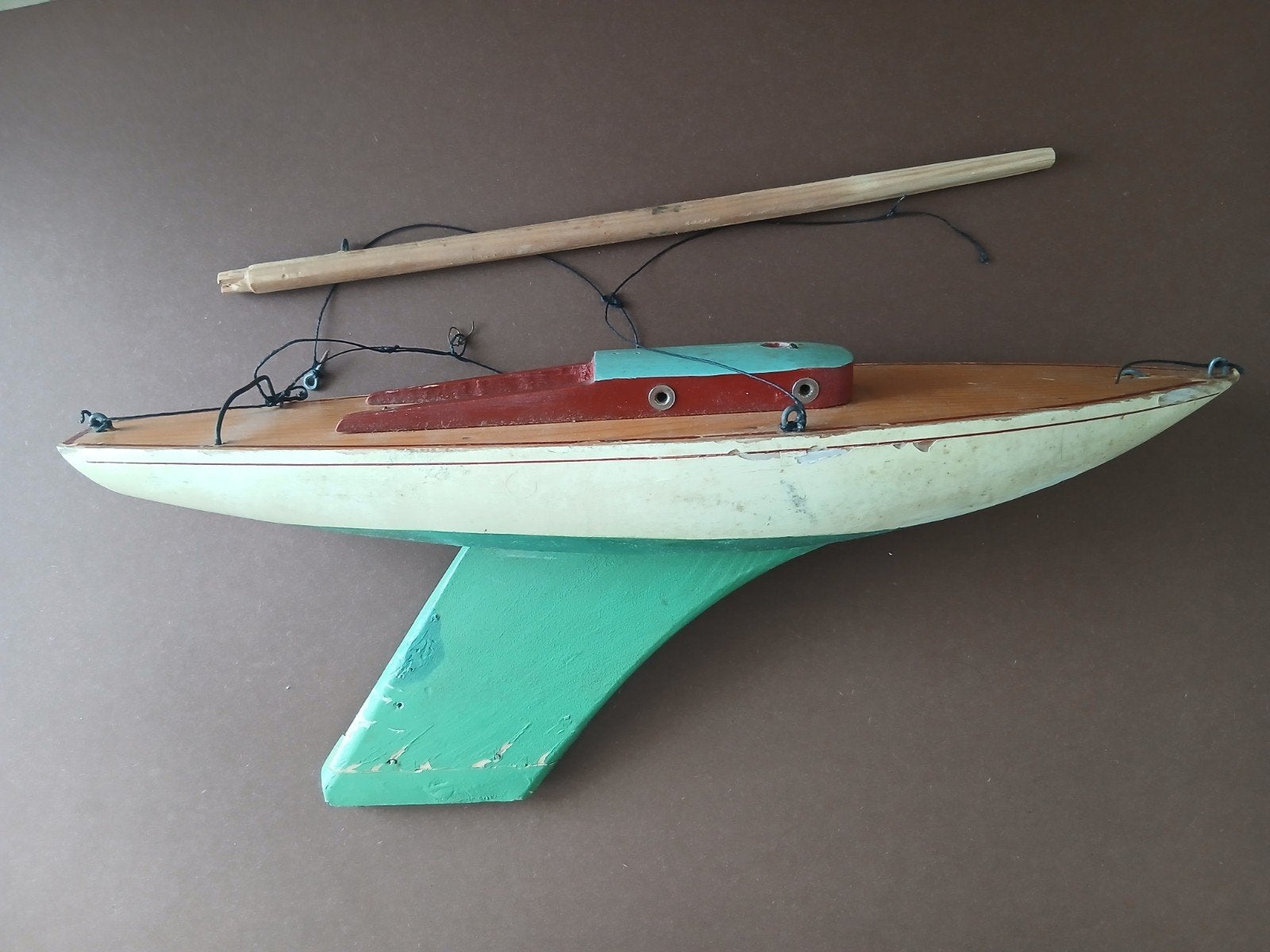 Vintage houten zeilbootje, Ophalen of Verzenden