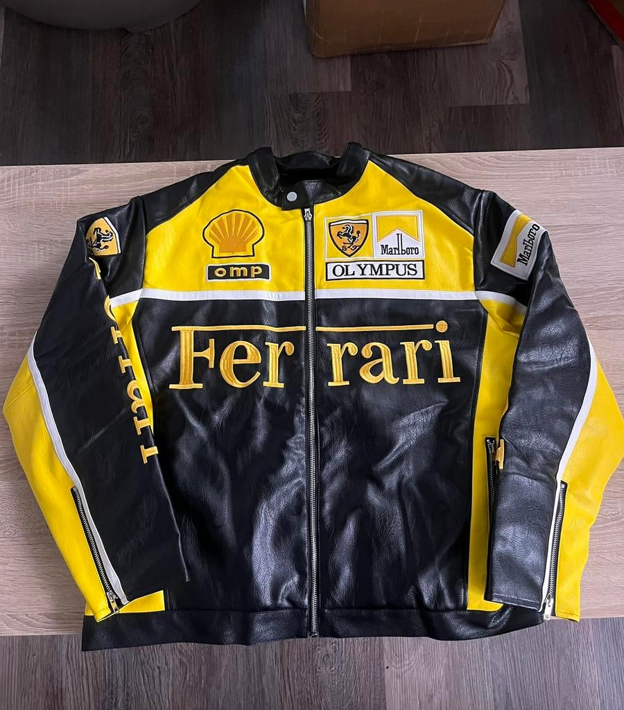 Ferrari x Marlboro Racing jas (maat L) – leder look yellow, Ophalen of Verzenden, Zo goed als nieuw, Maat 52/54 (L), Geel