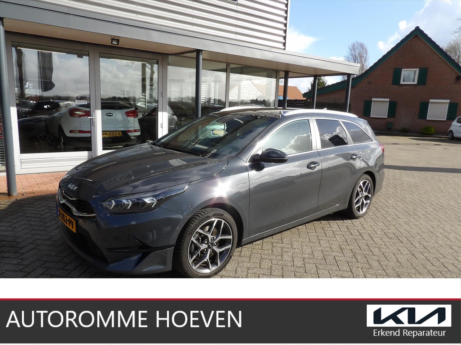 KIA Ceed Sw 1.0 Turbo ExecutiveLine Luxe Org. Ned. 39.000km, Voorwielaandrijving, Dealer onderhouden, Gebruikt, Leder en Stof