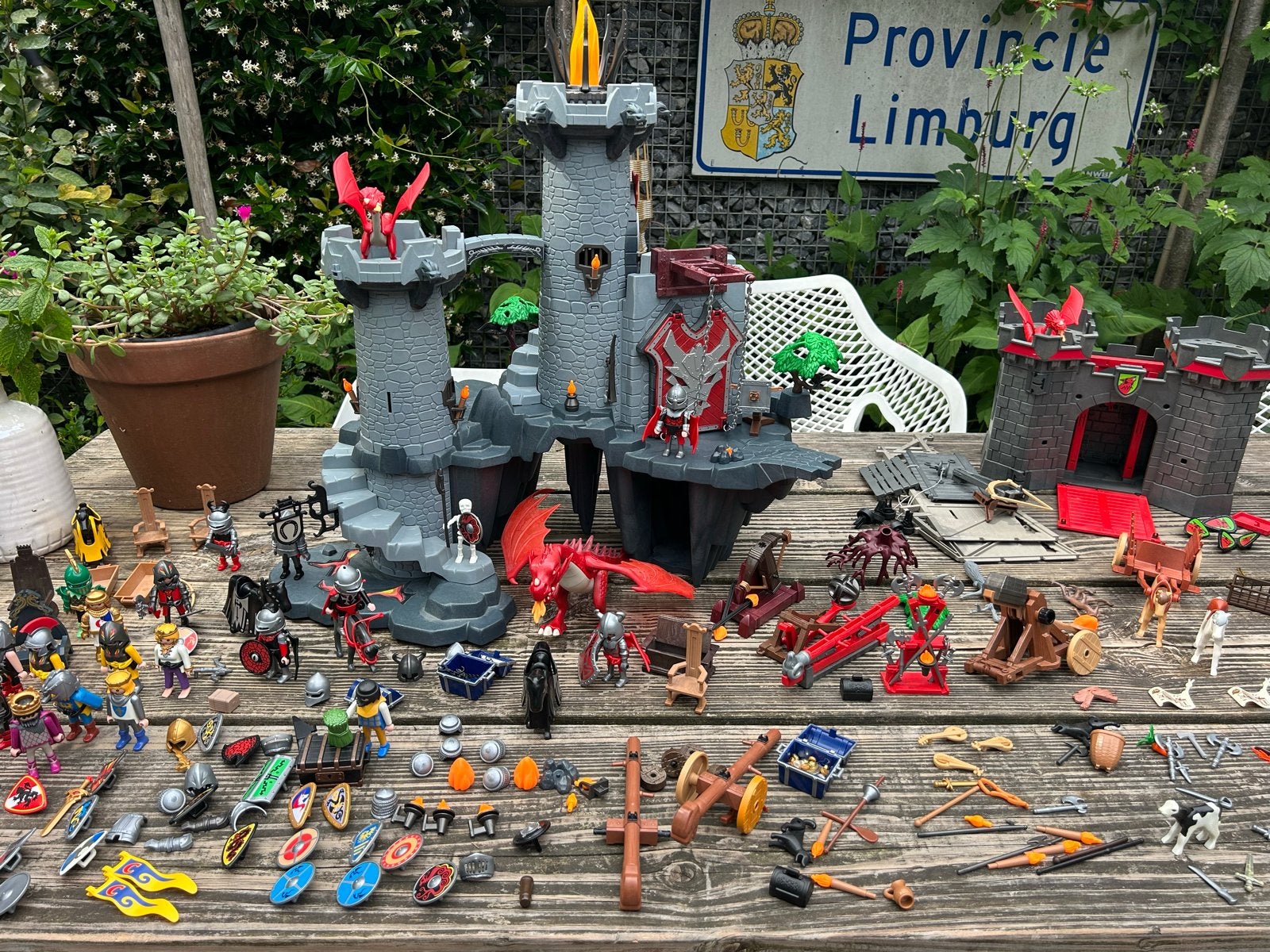 PLAYMOBIL Zwarte Drakenburcht (4835) met veel extra's, Gebruikt, Complete set, Ophalen of Verzenden, Kasteel/Fort
