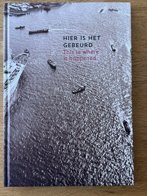 Hier is het gebeurd - Cees Zevenbergen, 20e eeuw of later, Cees Zevenbergen, Ophalen of Verzenden, Zo goed als nieuw