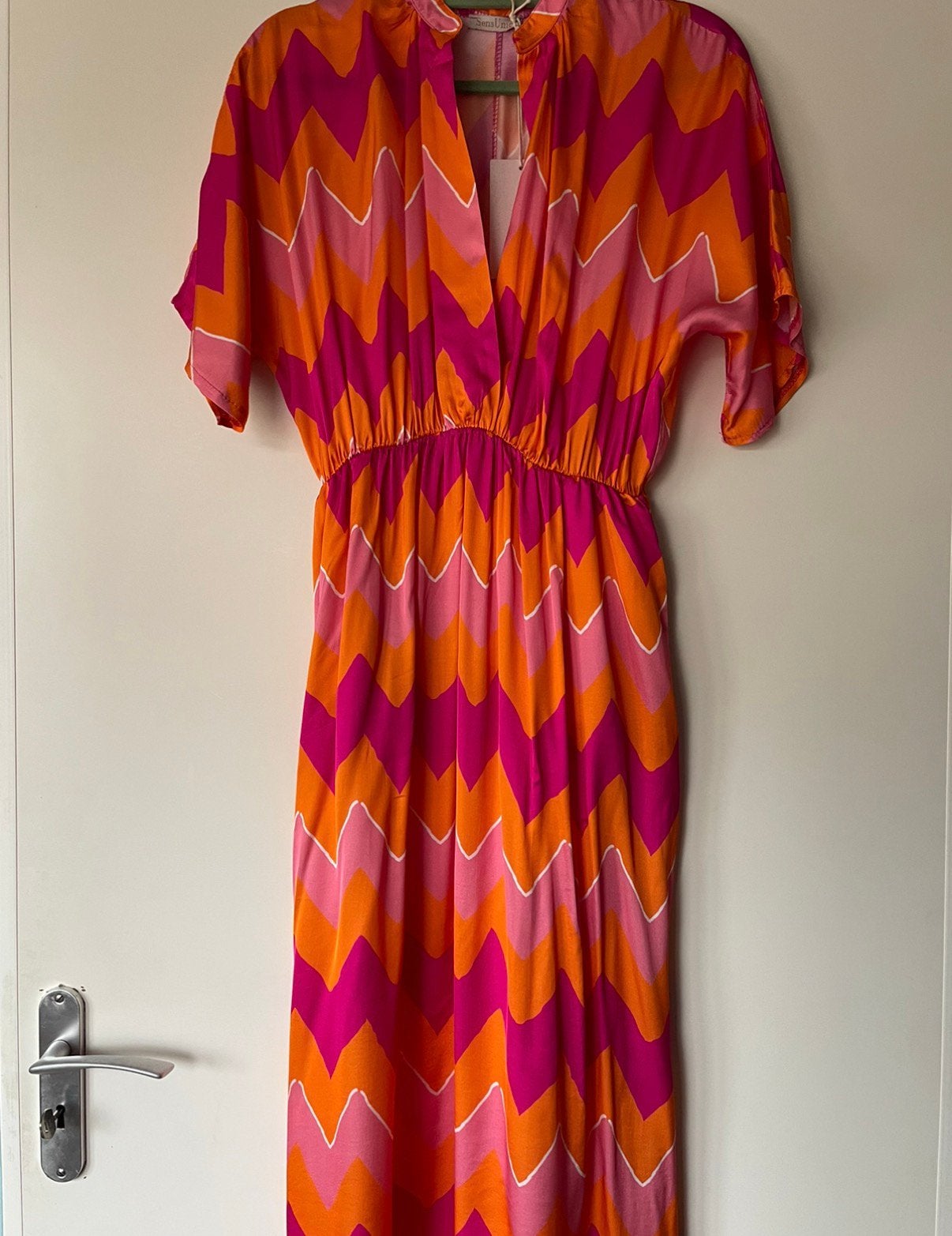 Jurk Oranje One Size, Ophalen of Verzenden, Zo goed als nieuw, Maat 38/40 (M), Oranje