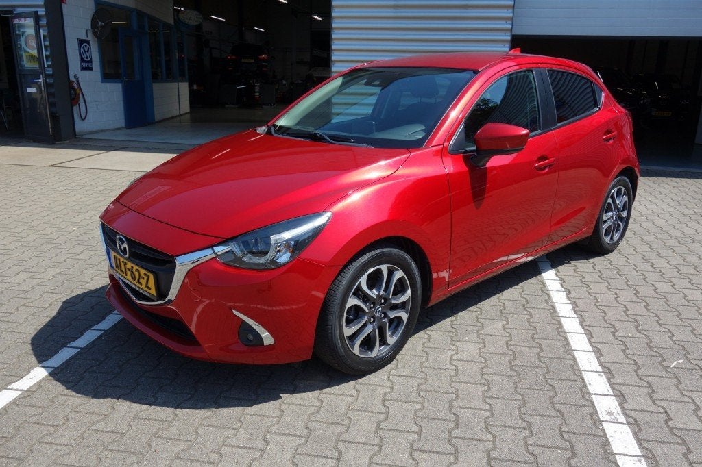 Mazda 2 1.5 SKYACTIVG SKL+ Navi, Led, Stoelverw, ECC, 16 Inc, Voorwielaandrijving, Gebruikt, 4 cilinders, Handgeschakeld