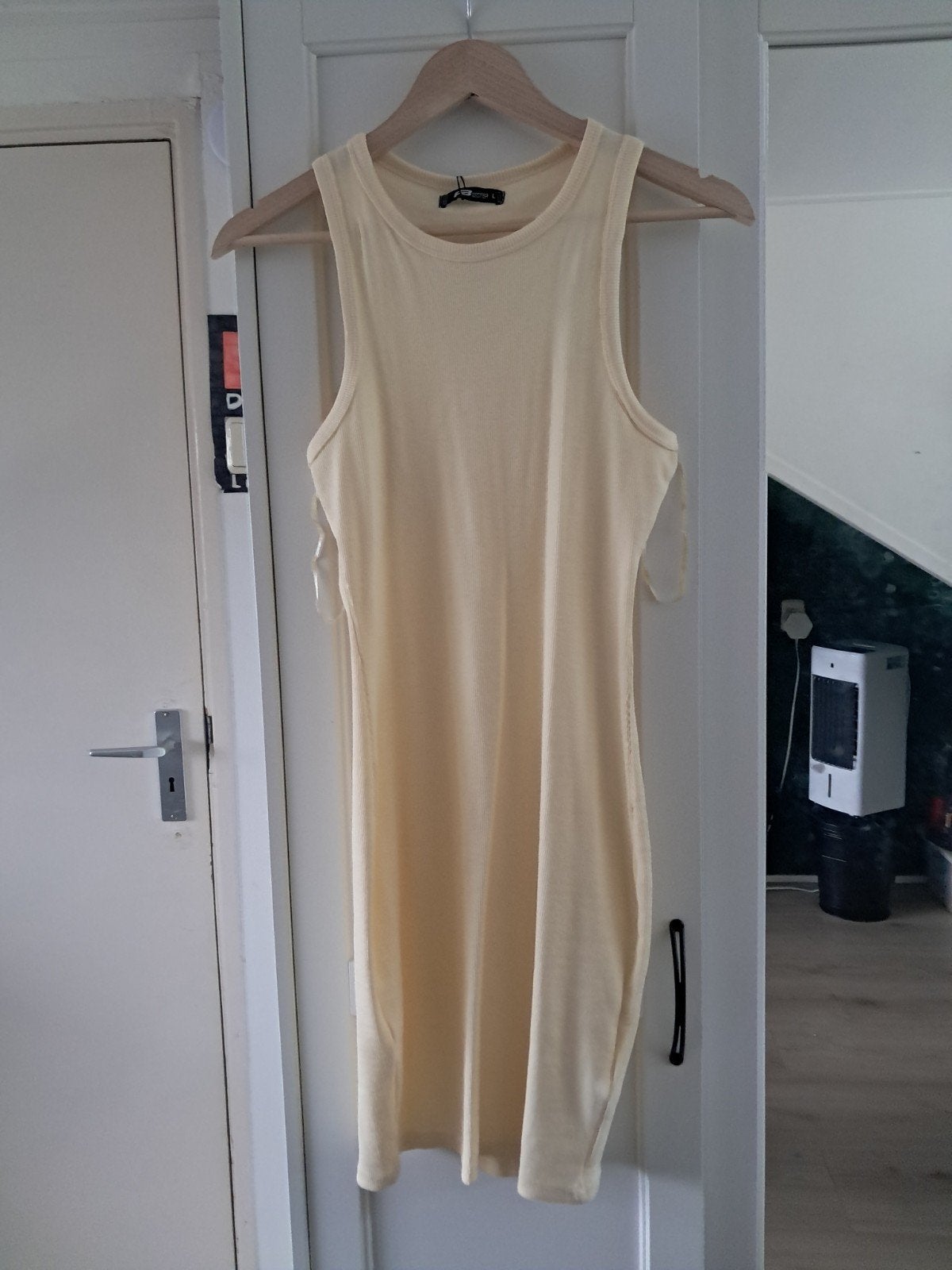 Gele lichaams strakke jurk, Verzenden, Geel, Maat 42/44 (L), Nieuw