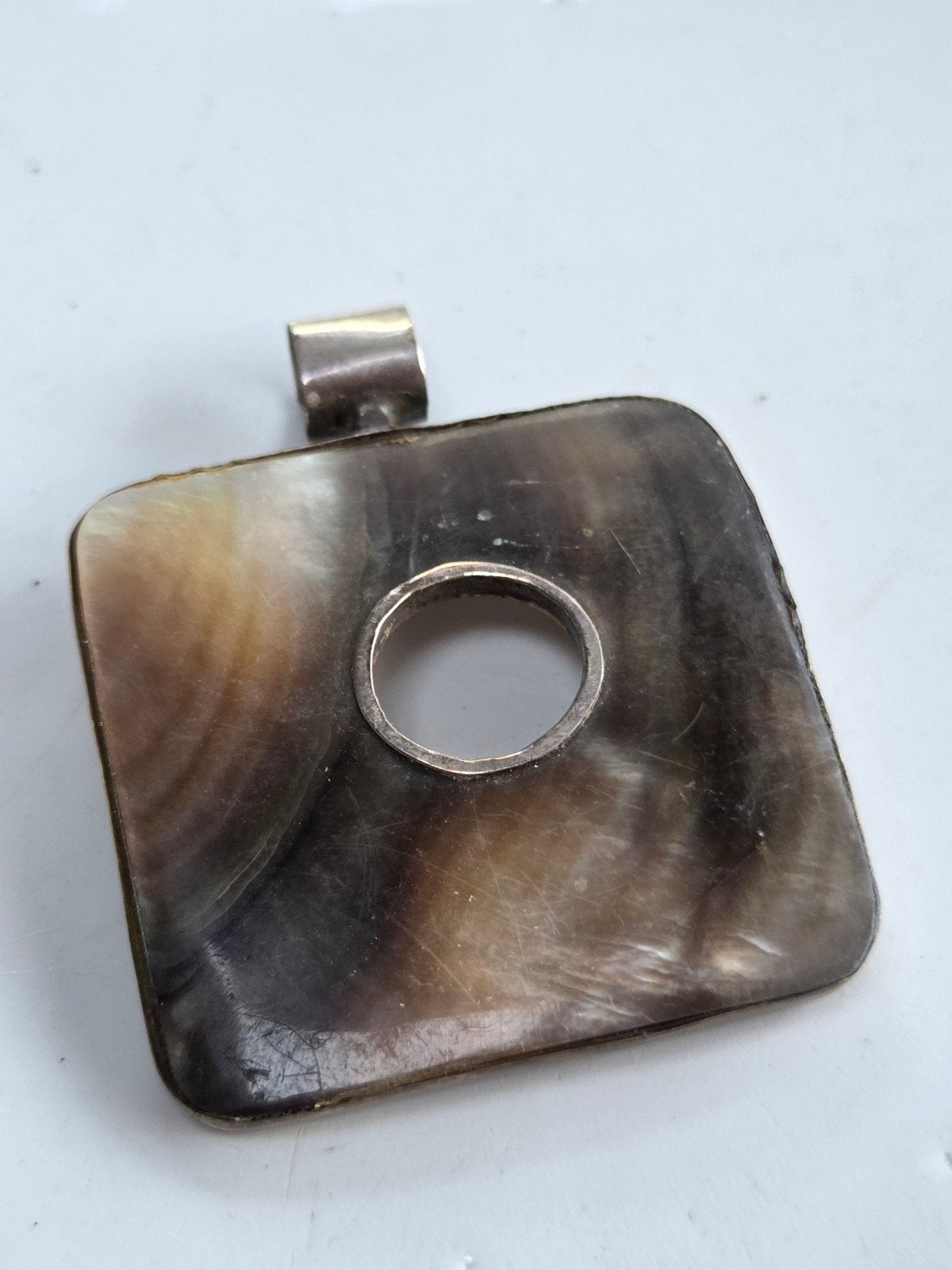 vintage parelmoer kettinghanger, Verzenden, Gebruikt, Zilver, Steen of Mineraal