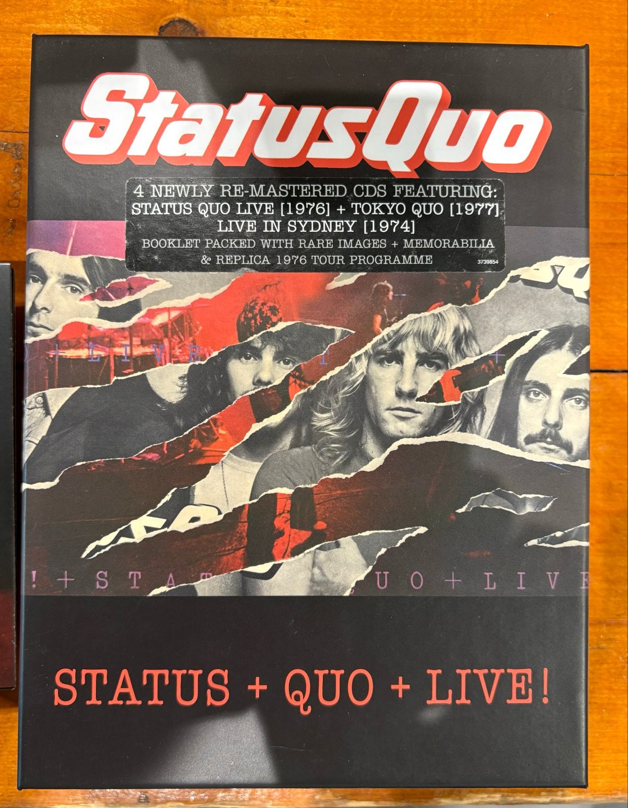 Status Quo Live! 4CD Boxset - Zo goed als nieuw, Boxset, Hard Rock, Ophalen of Verzenden, Zo goed als nieuw