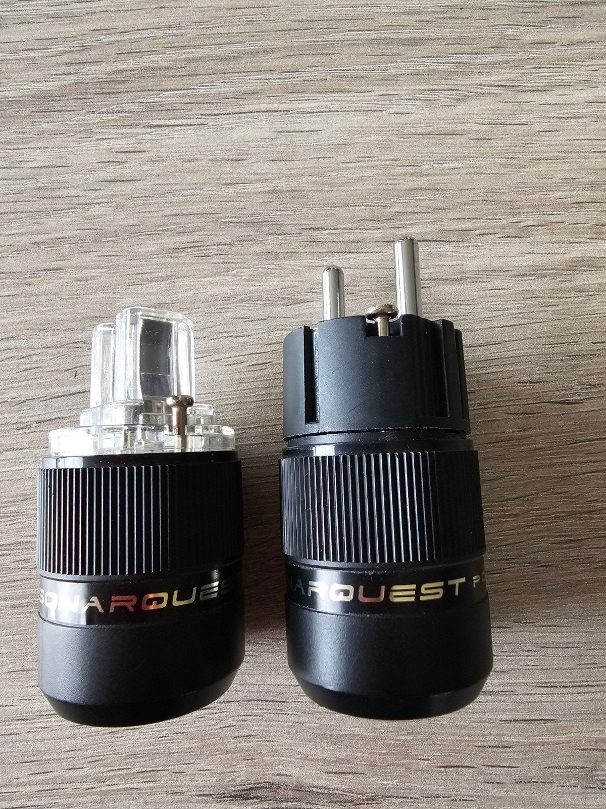 Setje Sonarquest iec en schuko connector, Ophalen of Verzenden, Minder dan 2 meter, Overige kabels
