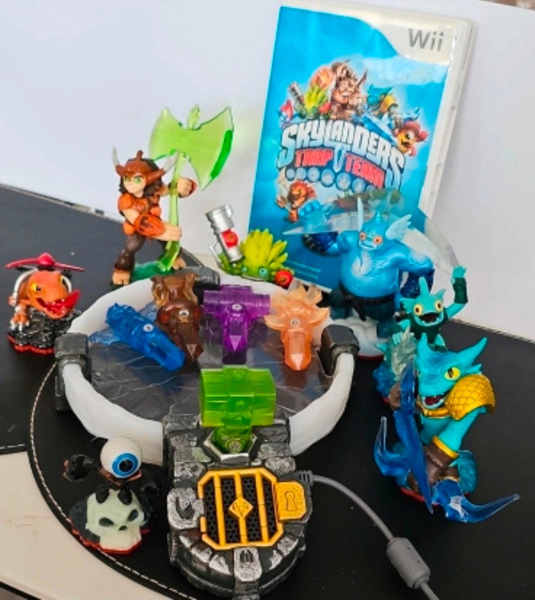Skylanders Trap Team Complete Set- Wii - Portal, Avontuur en Actie, 2 spelers, Ophalen of Verzenden, Zo goed als nieuw