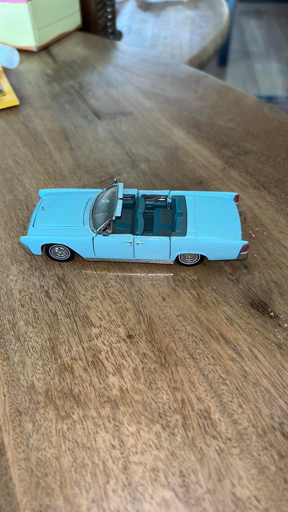 Franklin Mint Lincoln Continental (1961) 1:43, Hobby en Vrije tijd, Modelauto's | 1:43, Verzenden, Gebruikt, Auto, Overige merken