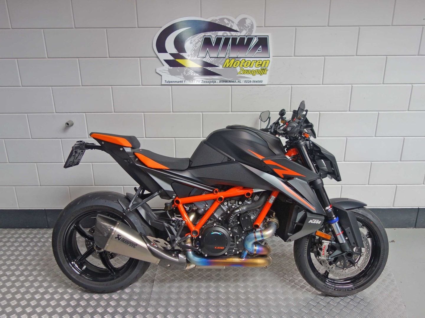 KTM 1390 Superduke R EVO, 2 cilinders, KTM, Motorrijbewijs A, Bedrijf