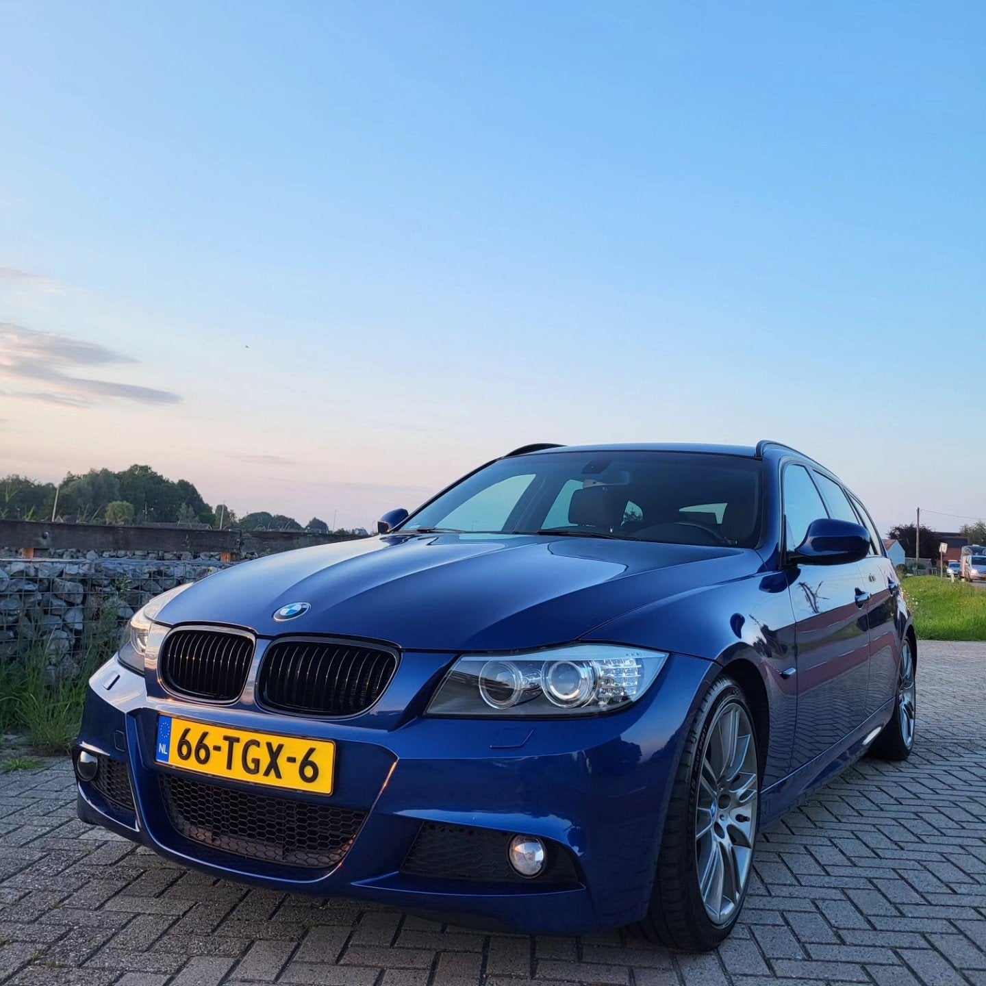 BMW 3-Serie 318i Touring 2012 Le Mans Blue, M pakket, NAP, Zwart, 4 cilinders, Blauw, Origineel Nederlands