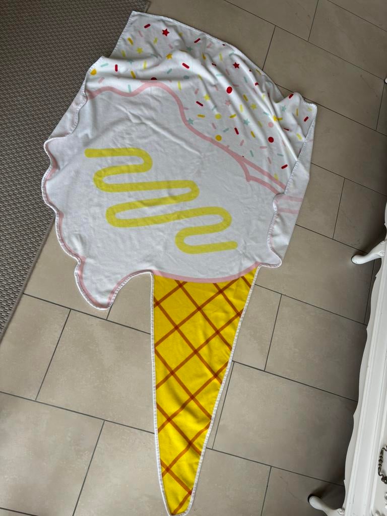 Nieuw strandlaken ijsje, Meisje, One size, Nieuw, Ophalen of Verzenden