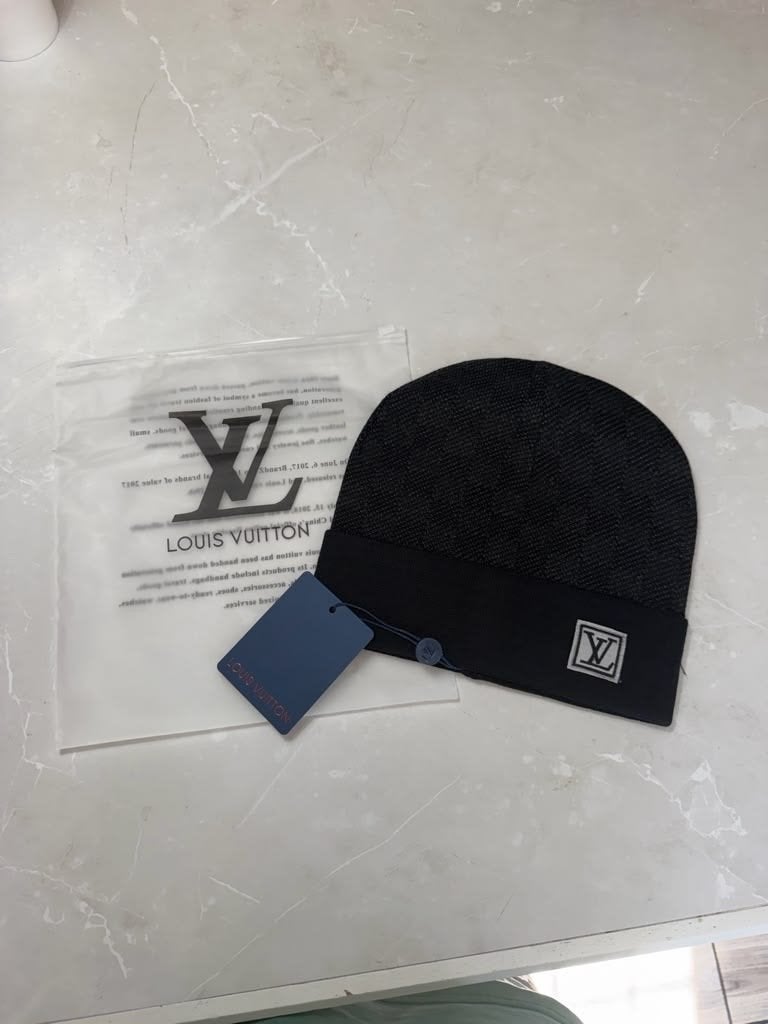 Louis Vuitton Muts - Nieuw met label, Ophalen of Verzenden, Nieuw, One size fits all, Pet