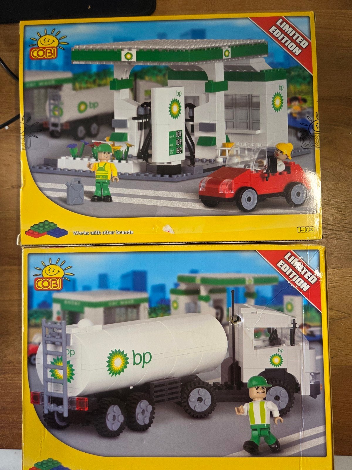 COBI BP Tankstation & Tankwagen Limited Edition, Ophalen of Verzenden, Nieuw, Overige merken
