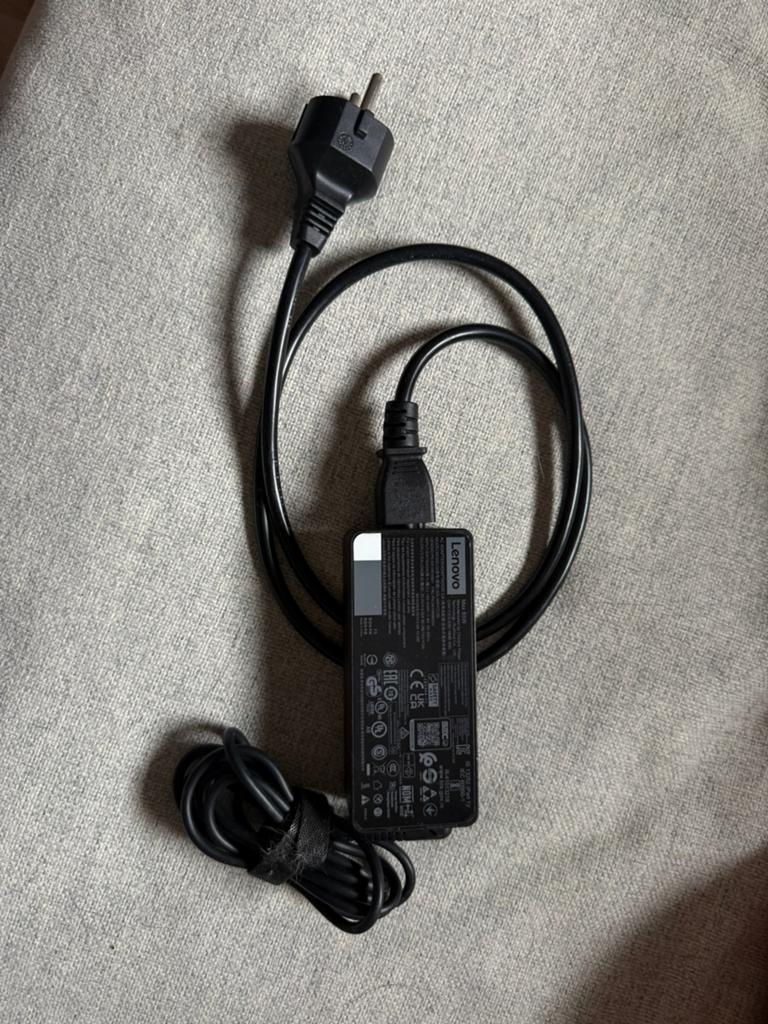 Lenovo USBC lader, Computers en Software, Laptop-opladers, Ophalen of Verzenden, Zo goed als nieuw, Lenovo origineel