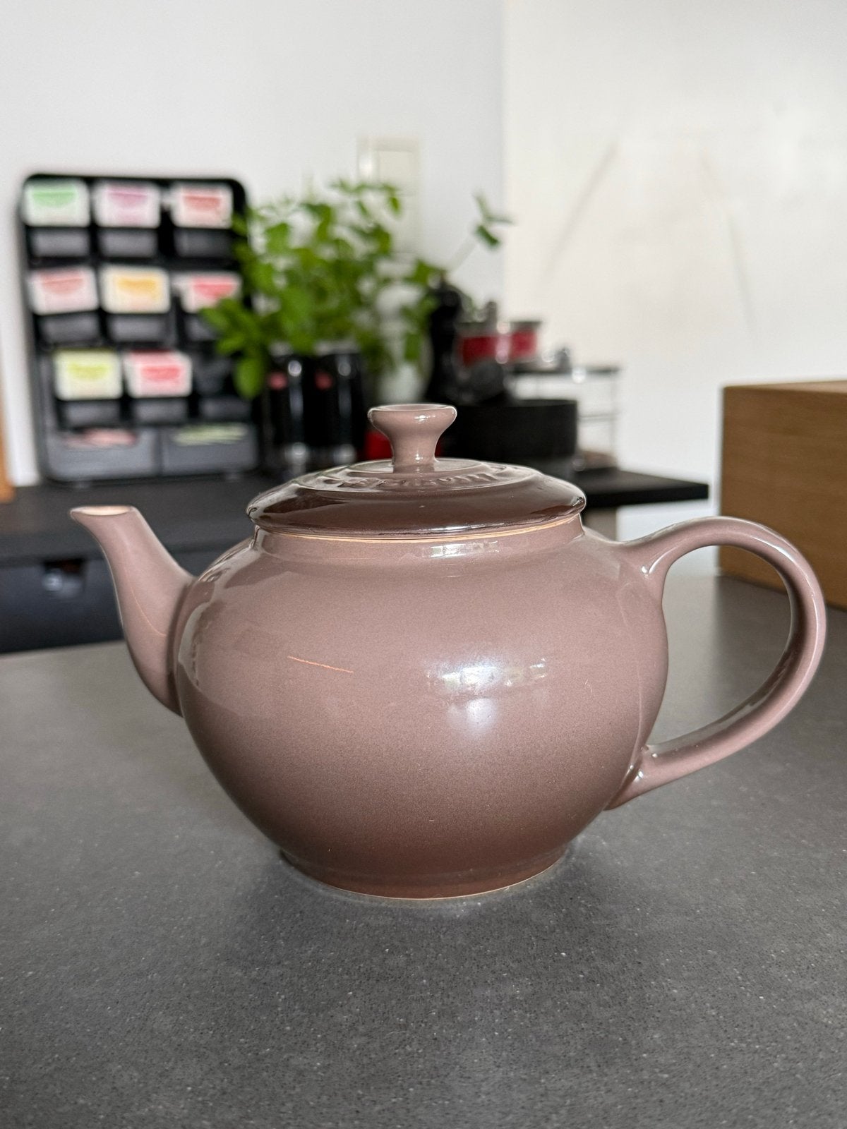 Ongebruikt Le Creuset theepotje - Bruin/Taupe, Nieuw, Steen/keramiek, Bruin, Le Creuset