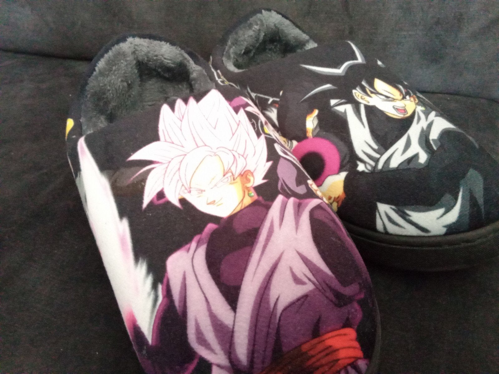Dragon Ball Z goku black Pantoffels - Maat 38-39, Jongen of Meisje, Overige typen, Nieuw, Ophalen of Verzenden