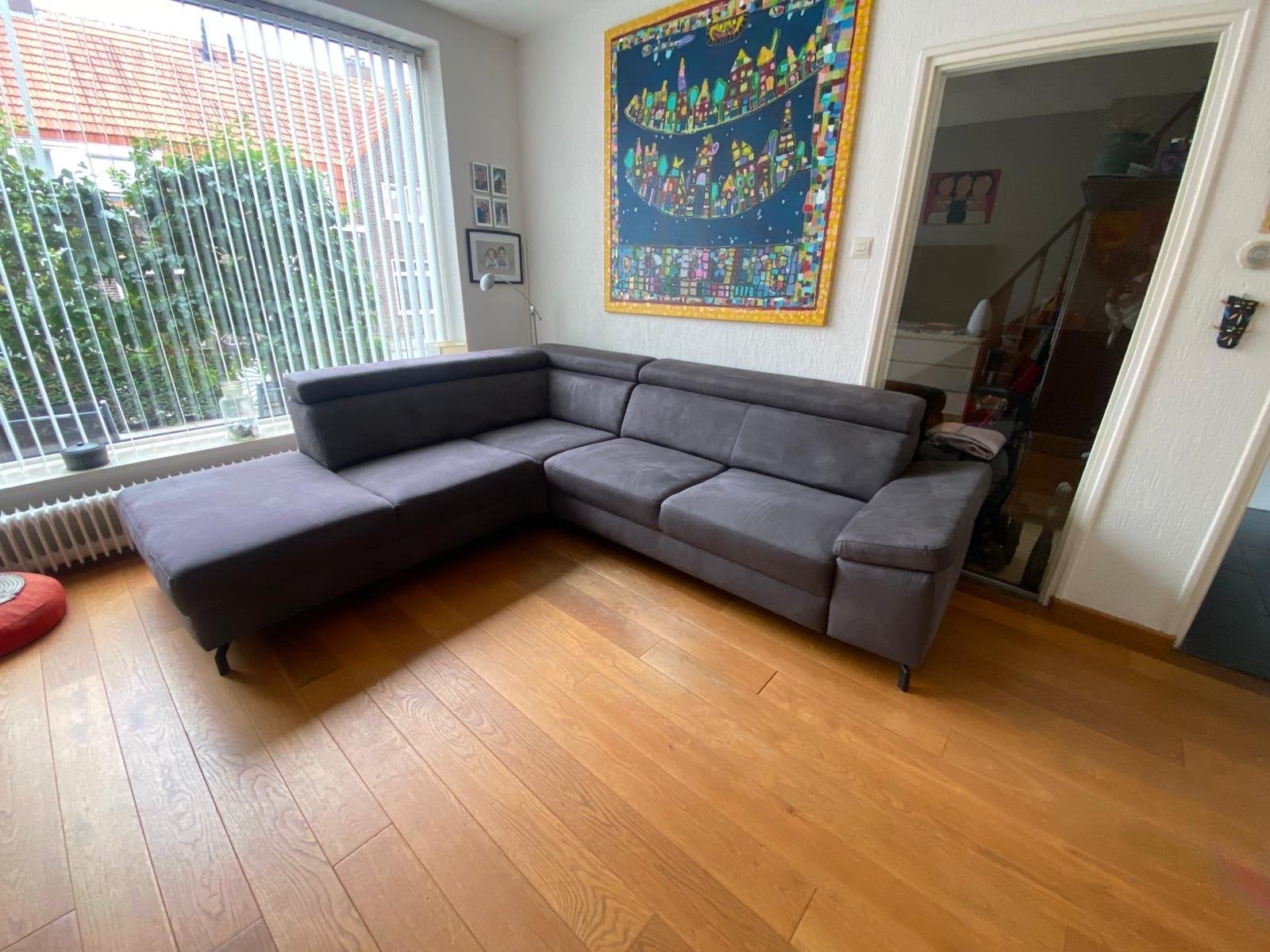 Z.G.A.N. Hoekbank Loungebank Velvet Grijs 270x240, Huis en Inrichting, Banken | Bankstellen, Ophalen, 250 tot 300 cm, Hoekbank