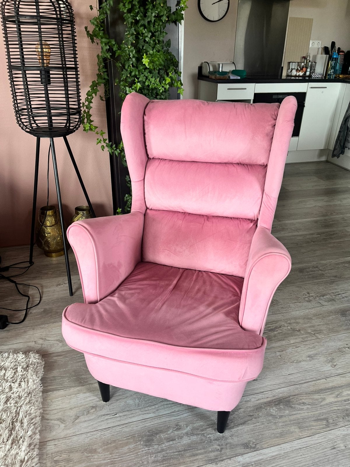 Prachtige roze velvet vidaXL oorfauteuil, Ophalen, Overige materialen, Minder dan 75 cm, Zo goed als nieuw