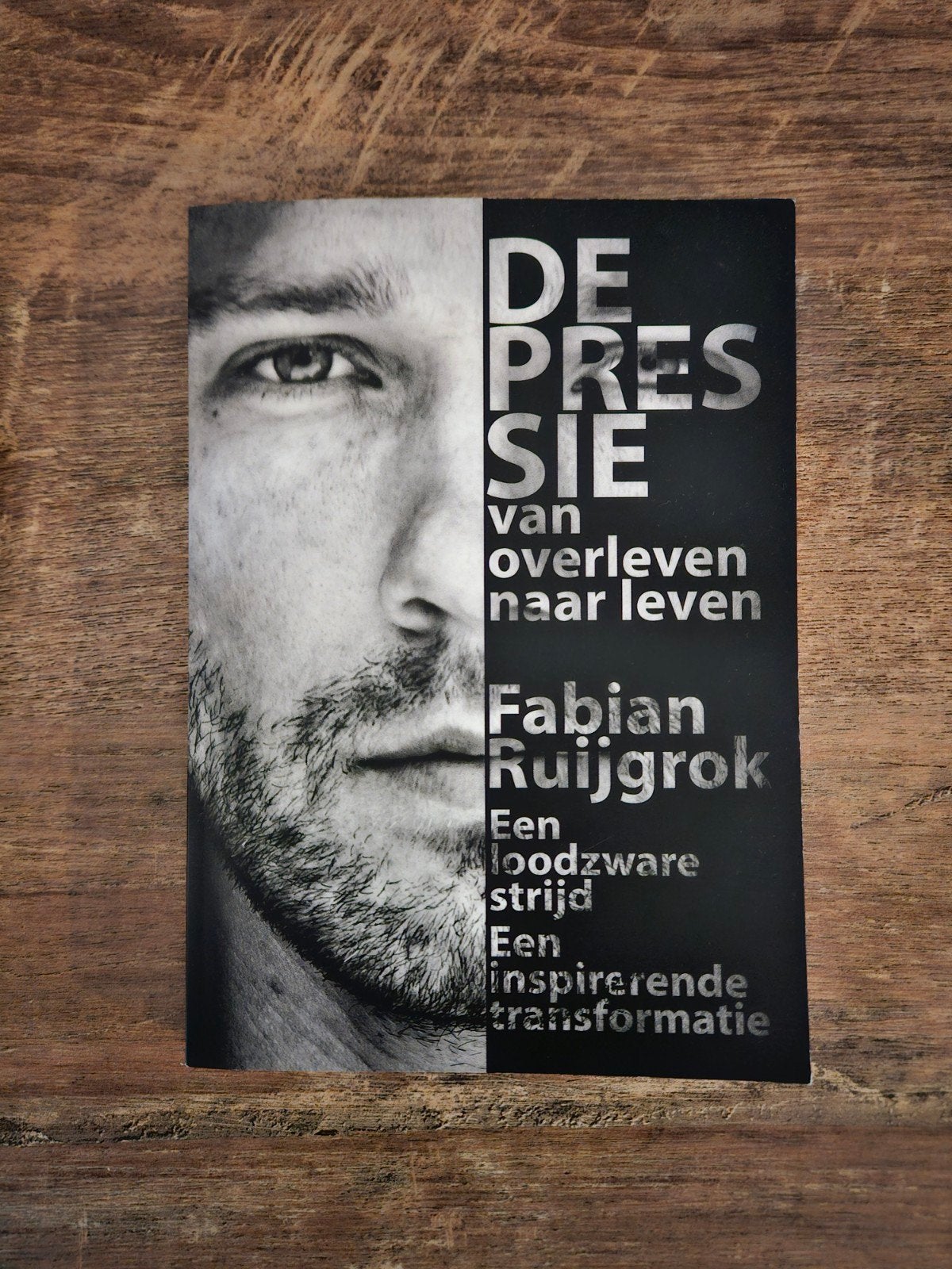 Boek Depressie van overleven naar leven, Ophalen of Verzenden, Zo goed als nieuw