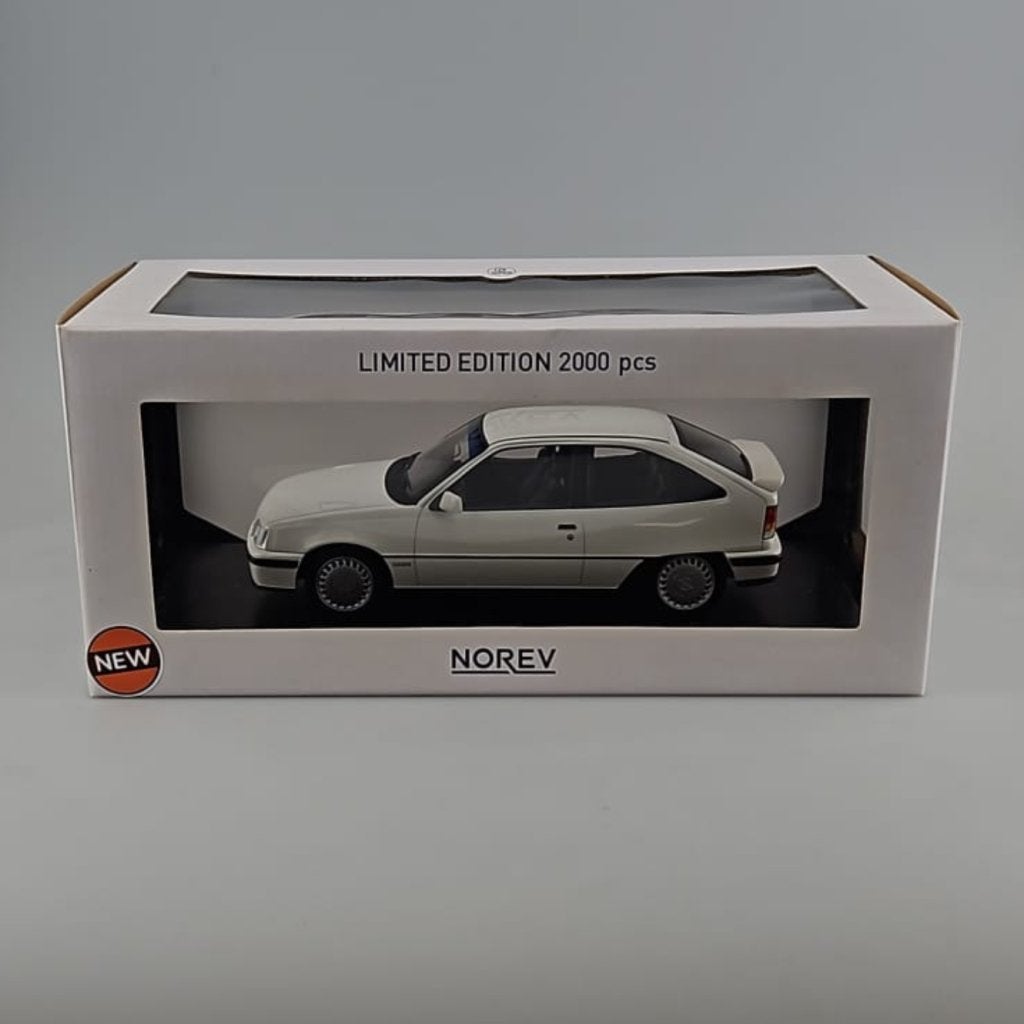 Opel Kadett E GSi 1987 Wit 1-18 Norev Limited 2000 Pieces, Norev, Nieuw, https://www.norev.com/en/contact-us, 70 Chemin des Mouilles, 69290 Craponne, Frankrijk