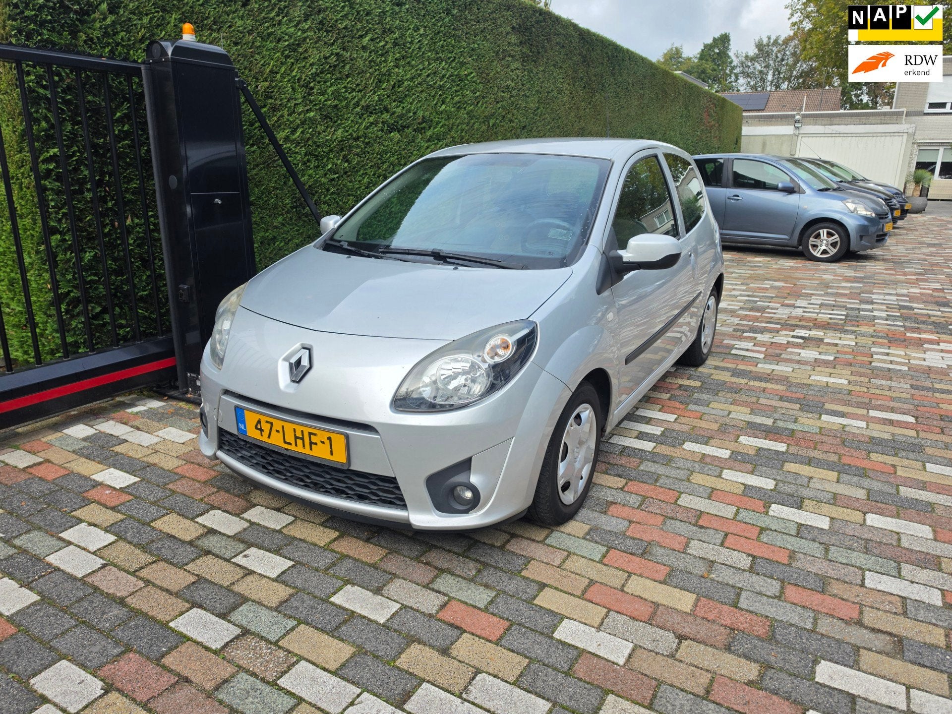 Renault Twingo 1.2-16V Authentique 2010 Airco Nw Apk, Auto's, 839 kg, Twingo, Gebruikt, 4 cilinders