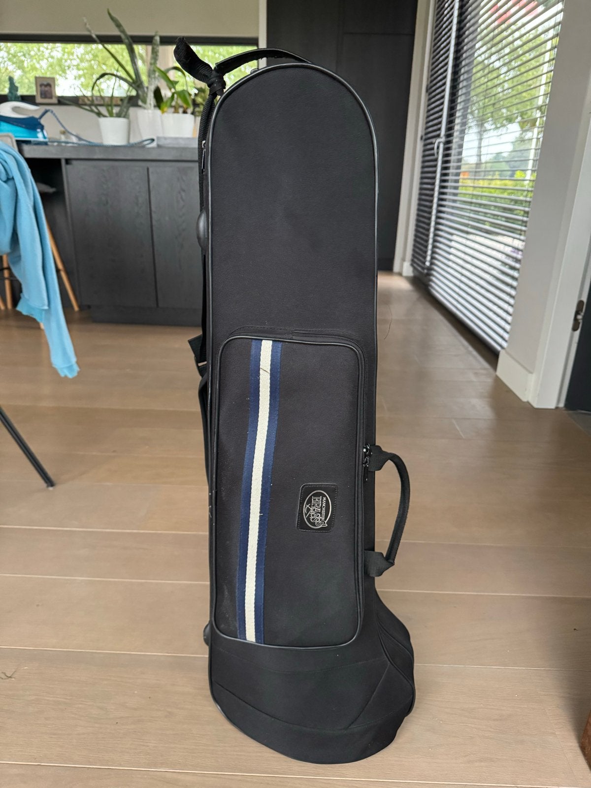 Zwarte tenor trombone koffer met loszittende draagbanden, Ophalen, Gebruikt, Trombone